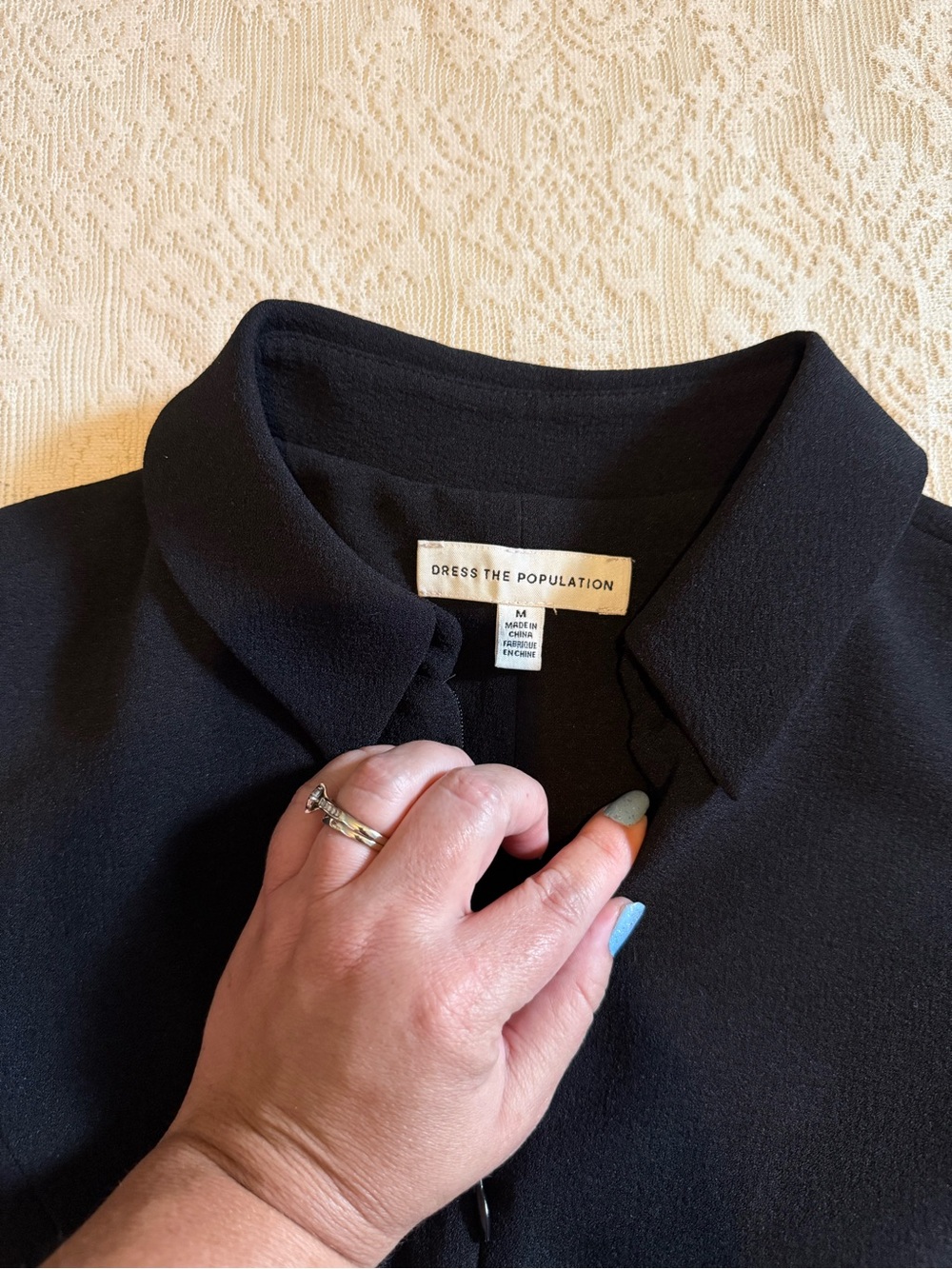 Dress the population Gloria front zip sheath dress - Picture 3 of 12